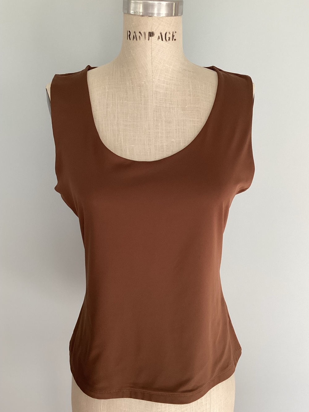 Tahari Modern Essentials Brown Scoop Neck Sleeveless Tank Top